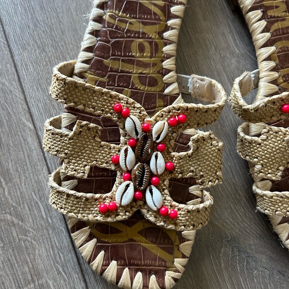 ⬇️ PRICE⬇️ SAM EDELMAN • Flat Tan Slip On Sandal • size 7 - Picture 5 of 6